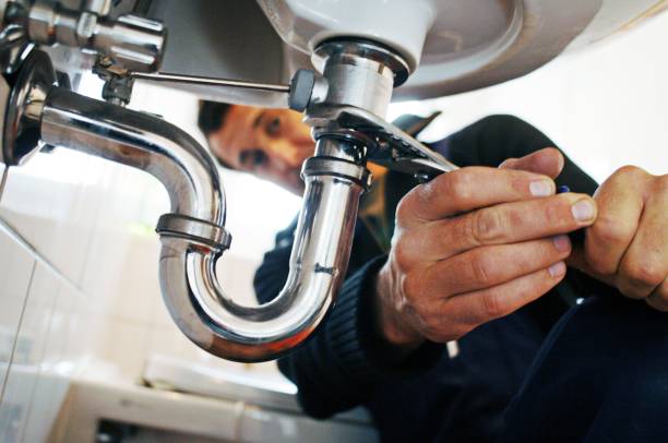 Best Commercial Plumbing Services  in Staffd, OR